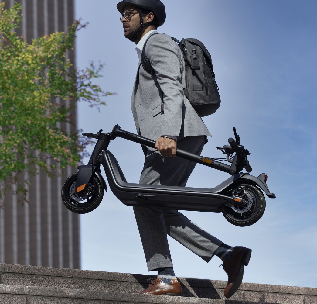 Електросамокат NIU KQi3 MAX Space Gray — фото 15