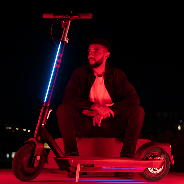 Електросамокат OKAI ES30-Neon PRO Black 10 з запасом ходу до 80 км — фото 17