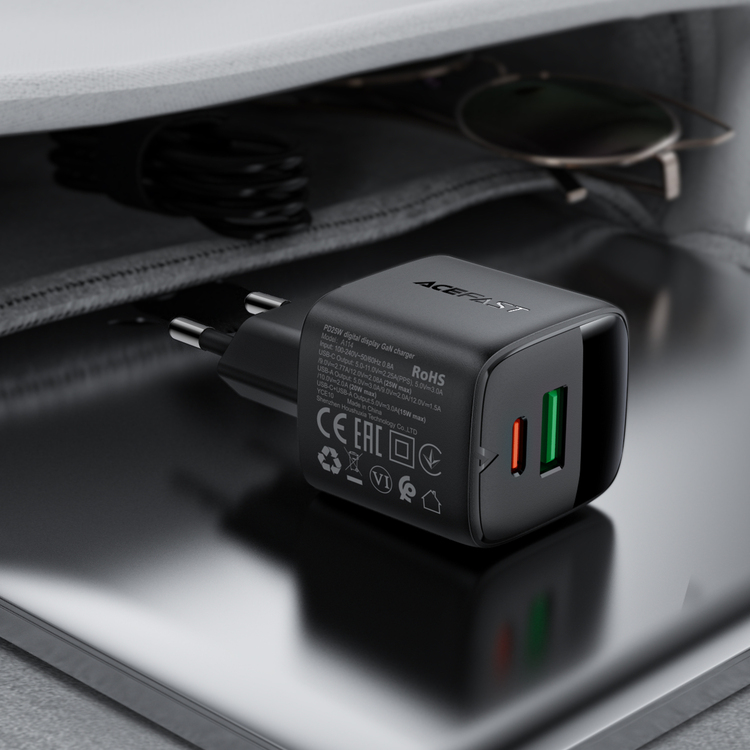 Мережевий зарядний пристрій ACEFAST A114 PD25W GaN з цифровим дисплеєм Black — фото 8