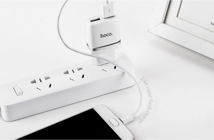 Мережевий зарядний пристрій HOCO C12 Smart dual USB charger 12W White — фото 4