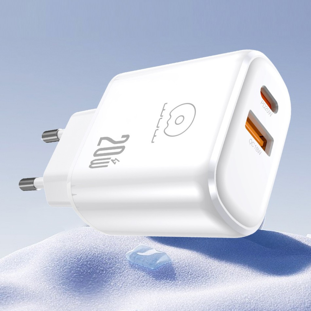 Мережевий зарядний пристрій WUW C276 PD 20W + QC18W — фото 4