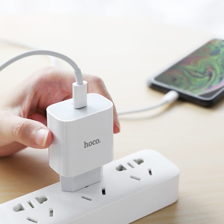 Мережевий зарядний пристрій з кабелем HOCO C76A Plus Speed source PD20W charger set(C to iP) White — фото 8