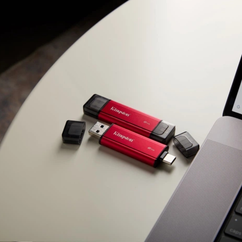 Портативний SSD Kingston Dual USB-A/C 2 ТБ Red/Black — фото 10