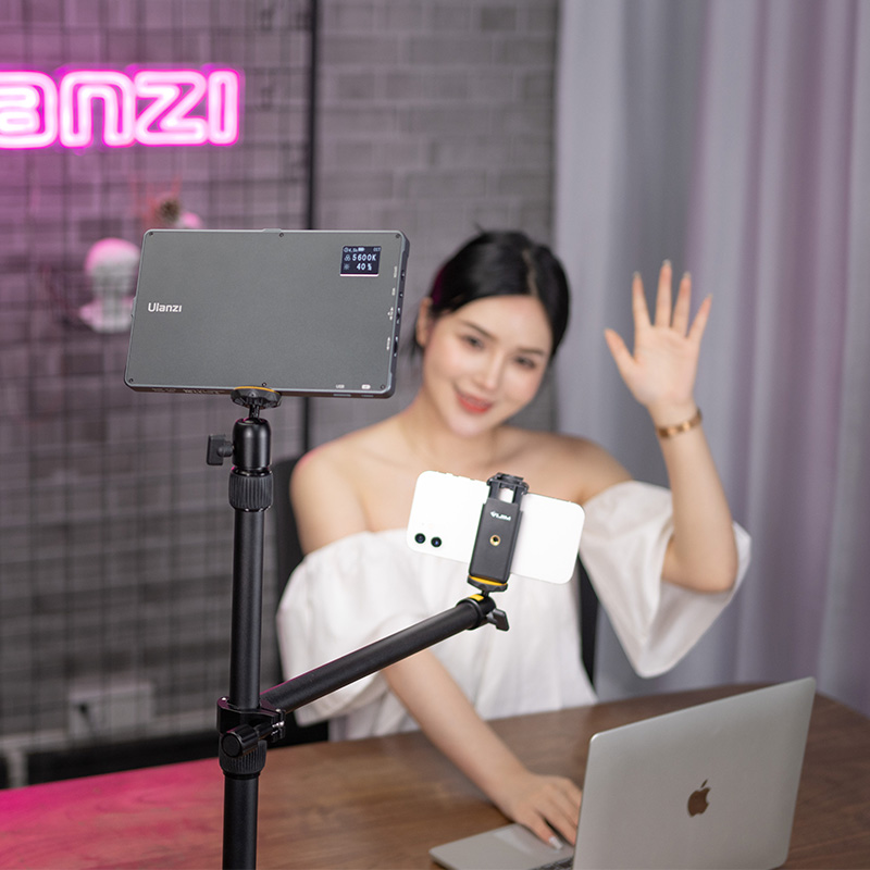 Штатив для світлодіодної панелі Ulanzi Vijim Desktop Extendable — фото 15