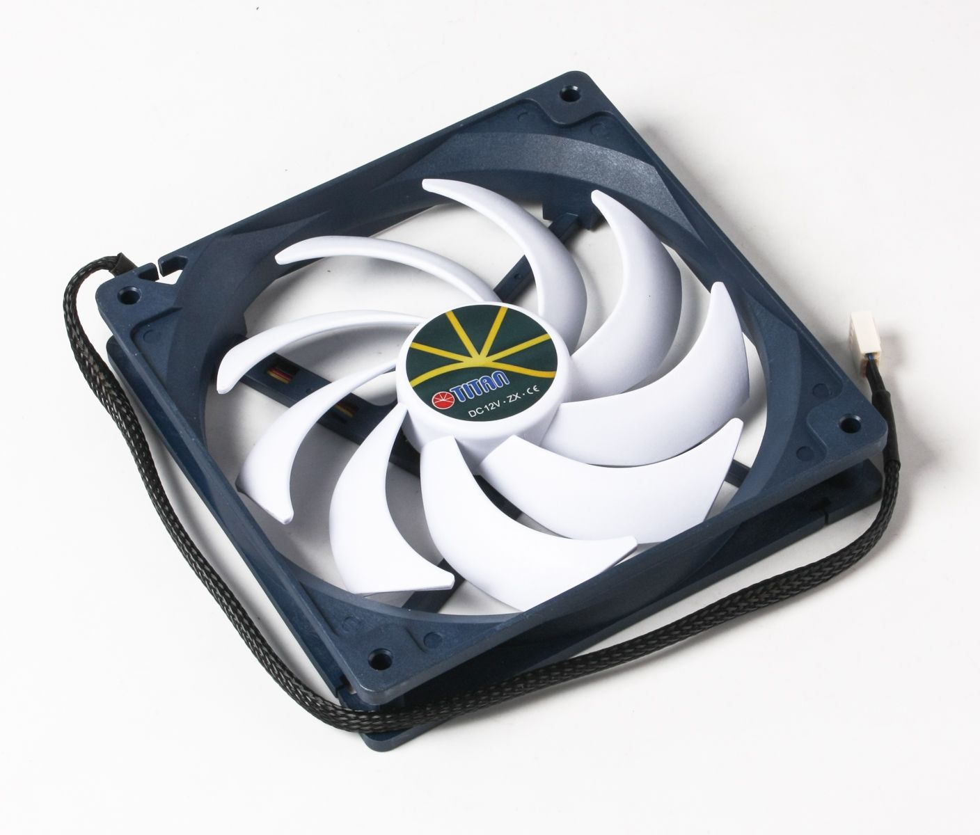 Вентилятор 140 x 140 x 25 мм, Extrem Fan, PWM Titan TFD-14025 H 12
