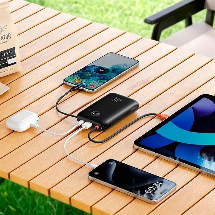 Зовнішній акумулятор VEGER 20000 mAh з інтегрованими кабелями Type C/Lightning — фото 11