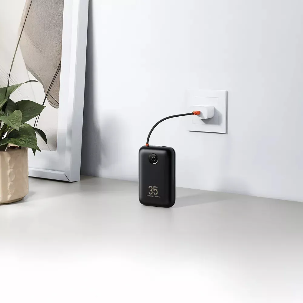 Зовнішній акумулятор VEGER Built-In 2 cables Ultra Mini 30000mAh — фото 10