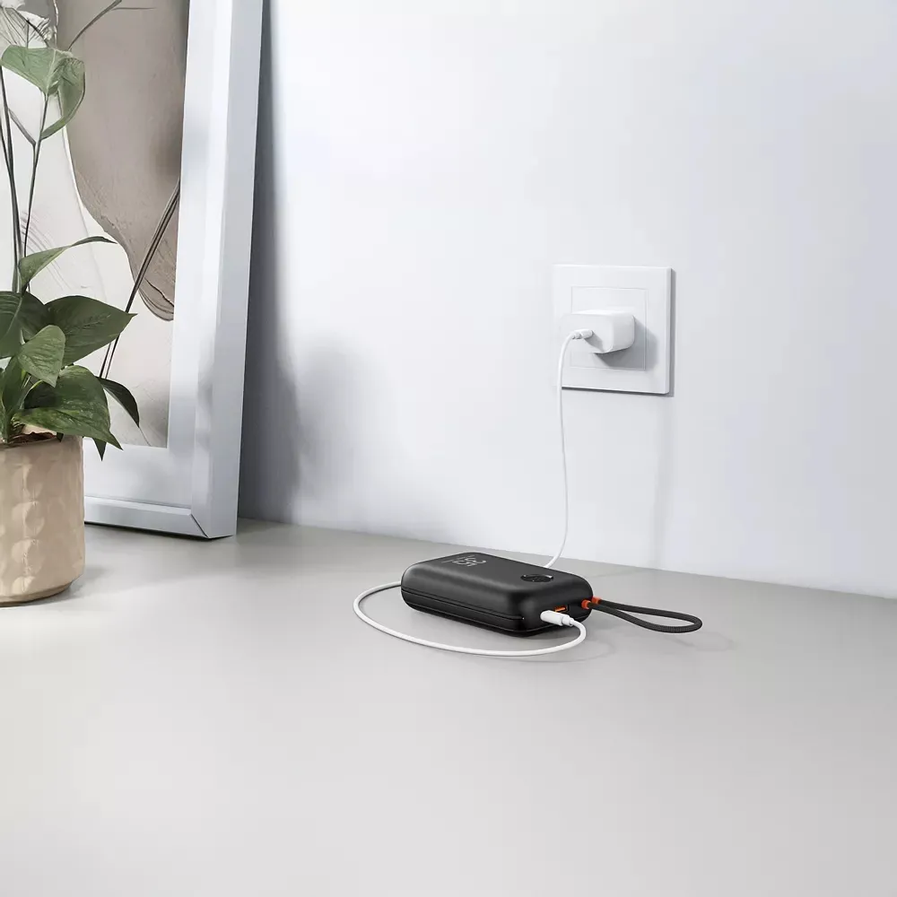 Зовнішній акумулятор VEGER Built-In 2 cables Ultra Mini 30000mAh — фото 11