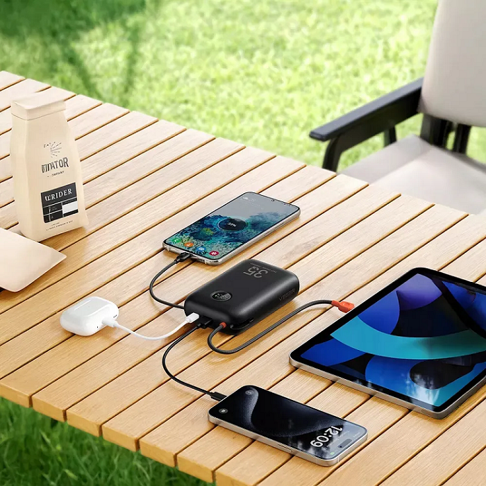 Зовнішній акумулятор VEGER Built-In 2 cables Ultra Mini 30000mAh — фото 8