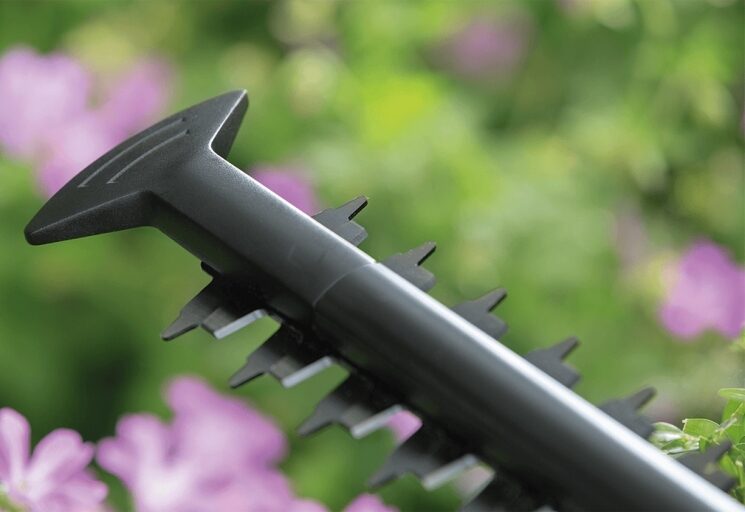 Кущоріз акумуляторний Bosch EasyHedgeCut 18-45 18 В лезо 45 см крок — фото 7