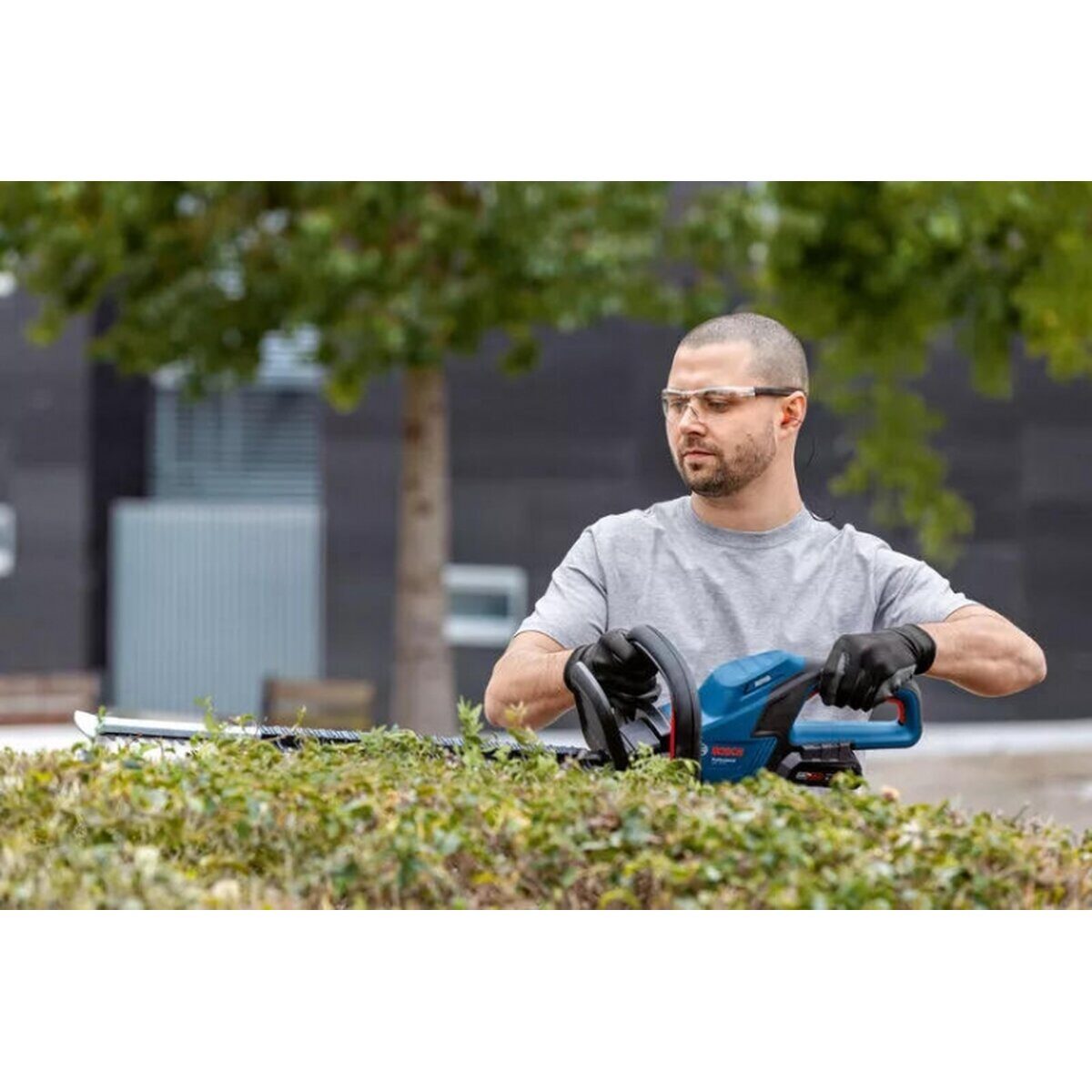 Кущоріз акумуляторний Bosch Professional GHE 18V-60 — фото 7