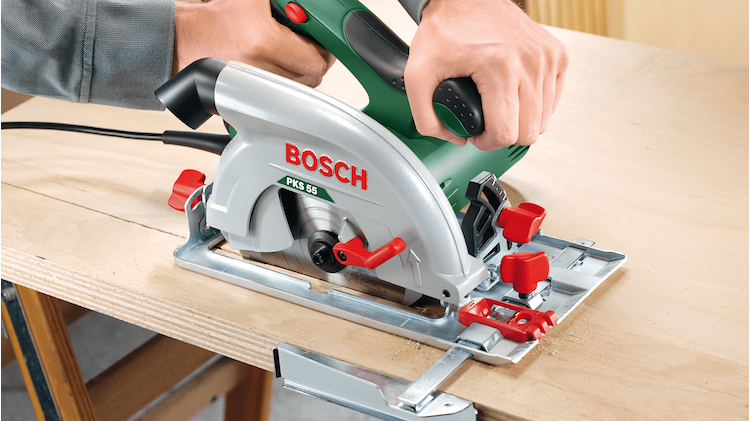 Пила дискова Bosch PKS 55 1200 Вт 160 мм 3.9 кг — фото 3